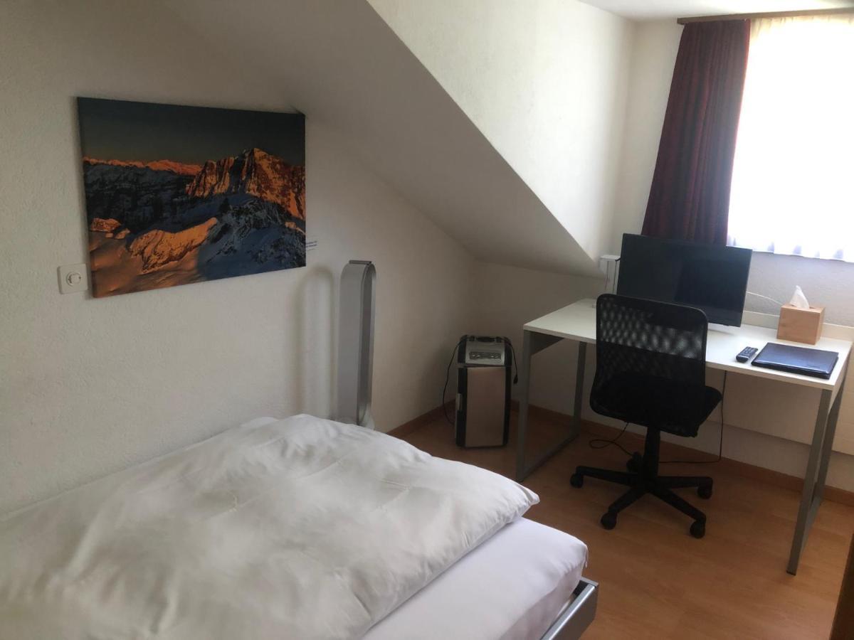 Hotel Freihof Гларус Экстерьер фото